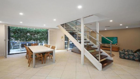 Alemar Close To Beach, Shops and Cafes Accom Holidays, Avoca Beach
